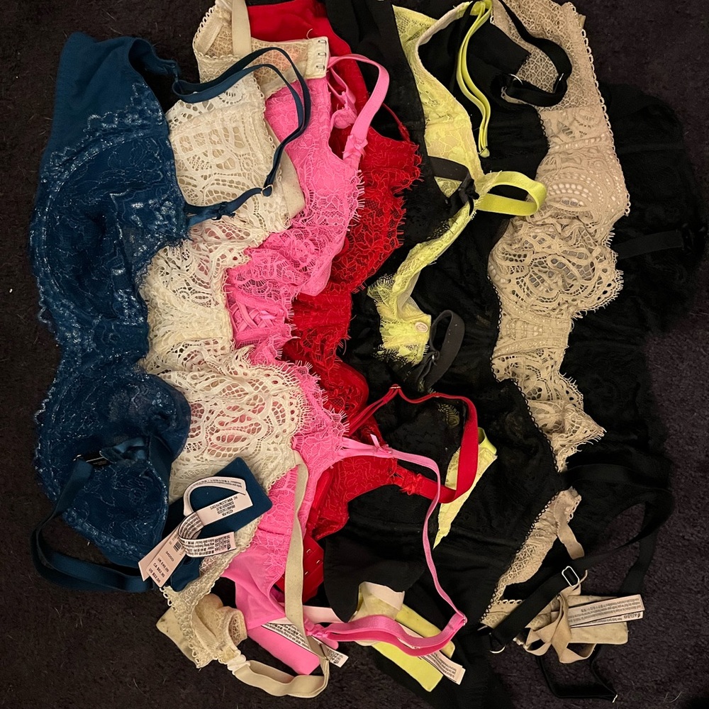 Lot of (9) Wicked balconette 34DDD
